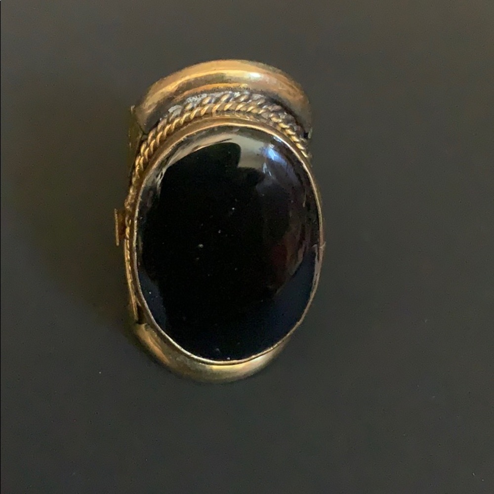 Thumb ring